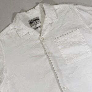 The Stronghold Shirt Mens XL White Short Sleeve Button Up Regular Fit Knit